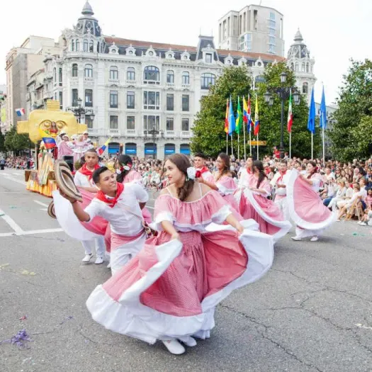 LXXVI Día de América en Asturias en Oviedo