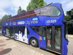 Oviedo City View: tourist bus