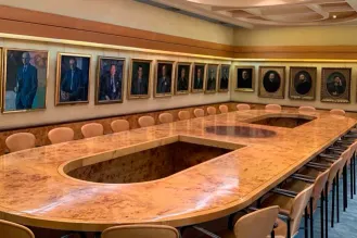 Visita al edificio de la Cámara de Comercio de Oviedo