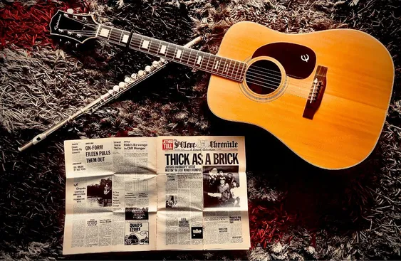 Acustik as a Brick