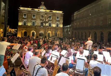 5th Gijón Music Festival and School FESMUG. Extraordinary Concert BandaManía Eurovision: Europe Sings as a Family
