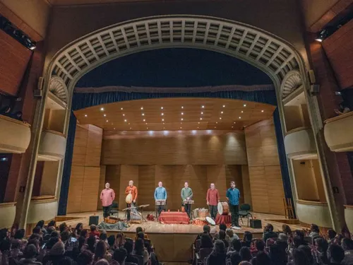 Artefactum. ''In vino veritas'' | Concierto