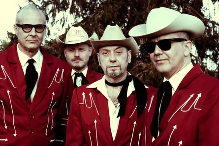 Art in the Street. Plaza Tres de Abril. LOS VÓLIDOS (Rock & Roll - Rockabilly - Country and Western Swing)