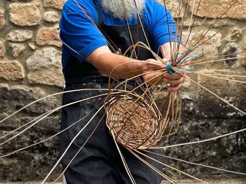 FESTIVAL ARCU ATLÁNTICU. Hecho a mano: demostraciones en vivo de oficios artesanos de Asturias