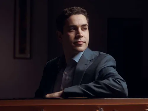 Nabeel Hayek, piano and Josu de Solaun, conductor.