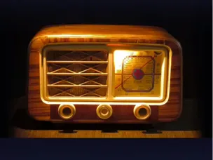 Tercera Luz: Cápsula Radio