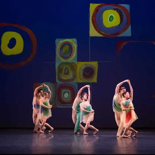 Momentum. Dance Festival in Oviedo