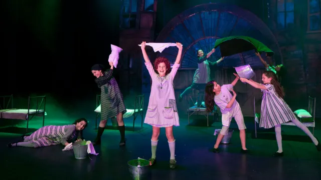 ANNIE. THE MUSICAL