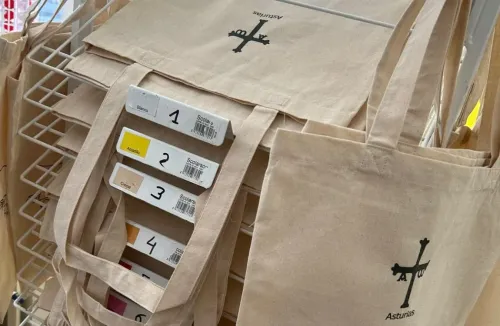 Sí Sí Sidra: Puntu d’Estampación Sidreru de tote bags de Sandra Fernández Sarasola