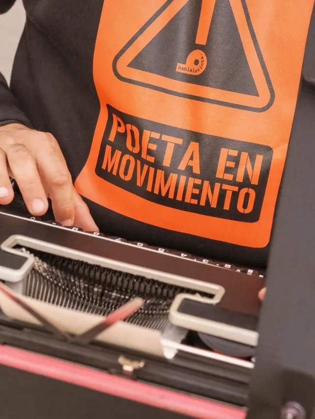 Poesía en movimiento