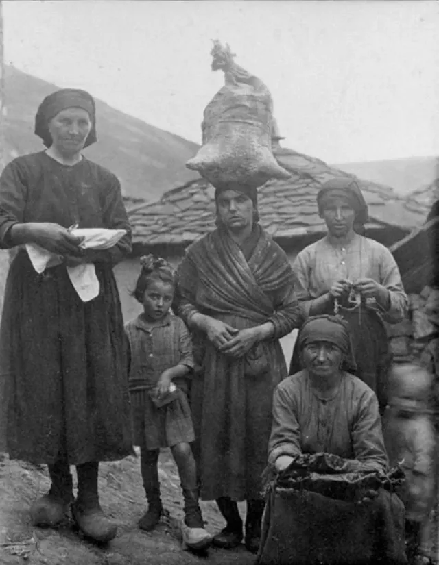 LA MUJER EN LA ASTURIAS TRADICIONAL