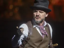 THE THREEPENNY OPERA