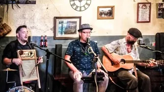 Arte en la Calle. Begoña. BLUES ROOTS. (Blues y Ragtime)