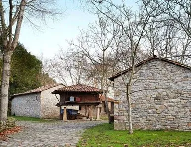 Discover the Muséu del Pueblu d'Asturies | Guided tours