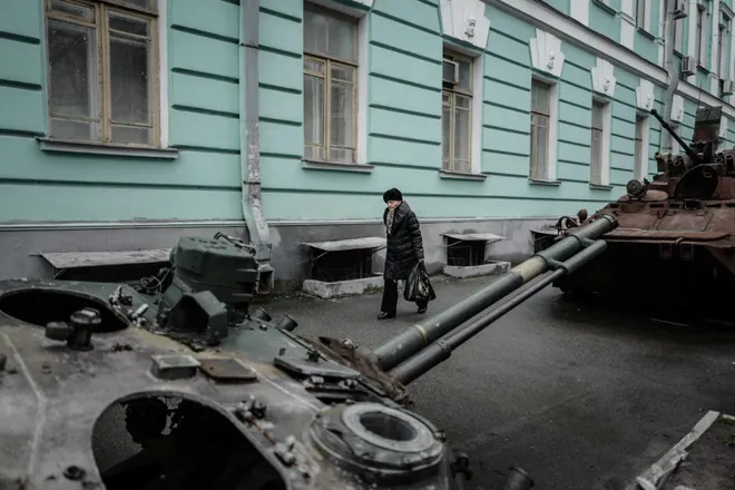 Photo exhibition "The war in Ukraine: perspectives from civilian life"