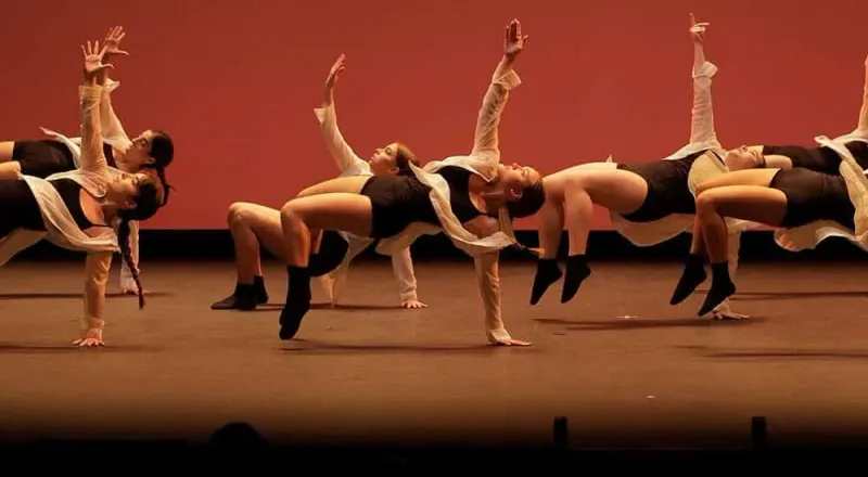 Promoción Especial de Abril en Academia Candilejas