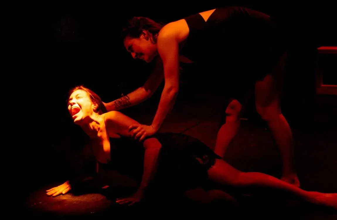 Voices of Luz de Gas Teatro