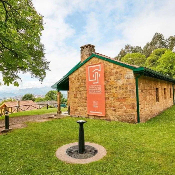 Guided tour of the Centro del Prerrománico Asturiano