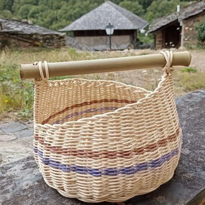 Basketry workshop with Artesanamente