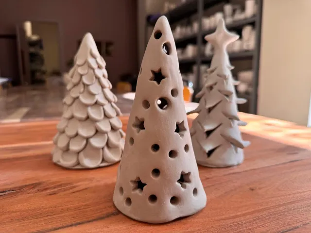 Modela tu propio árbol navideño