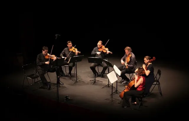 Más allá del cuarteto